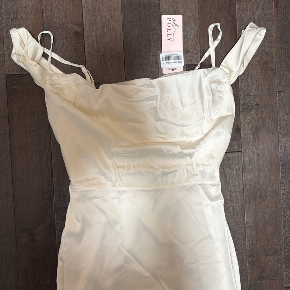 Oh Polly Cream Ruched Bodycon Midi Dress size 6 US - Picture 2 of 5